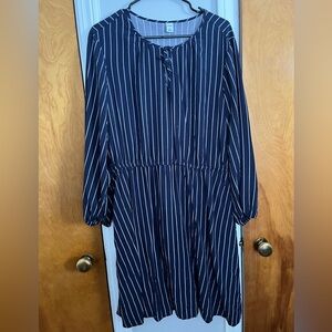 Used XL navy/white striped Old Navy dress